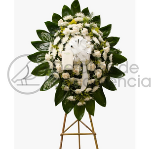 Green leaves Cali-Bogota and combined wreath Roses and pompoms